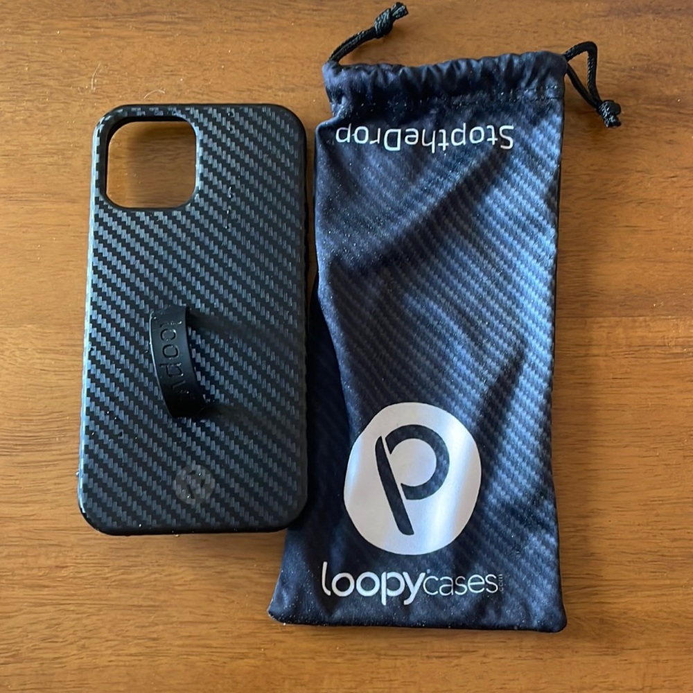 Black Patterned Loopy Case